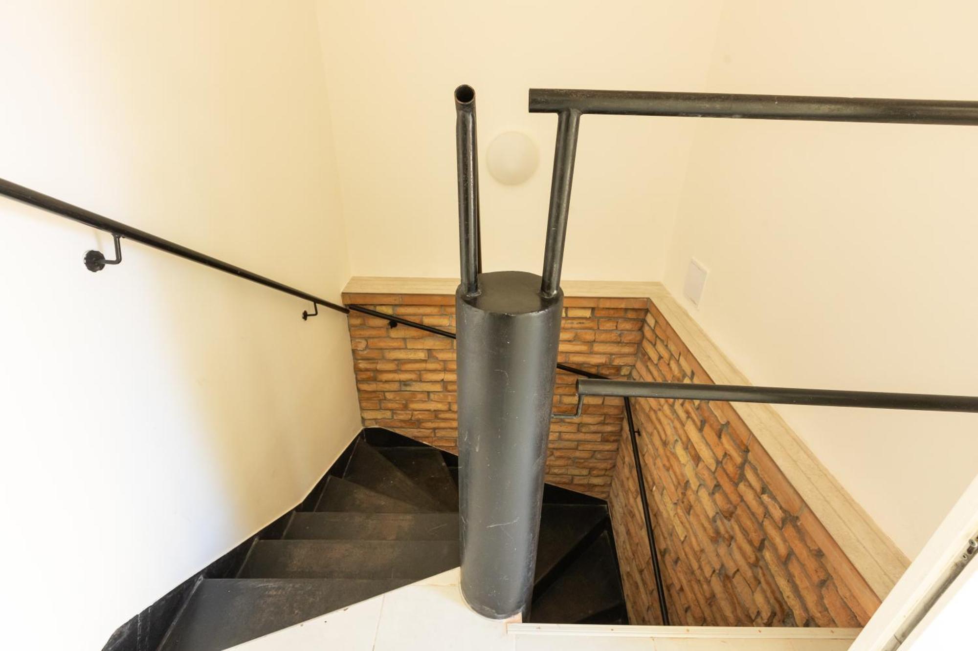Spacious Apartment In Quiet Courtyard Near Charles Bridge Praha Exteriér fotografie