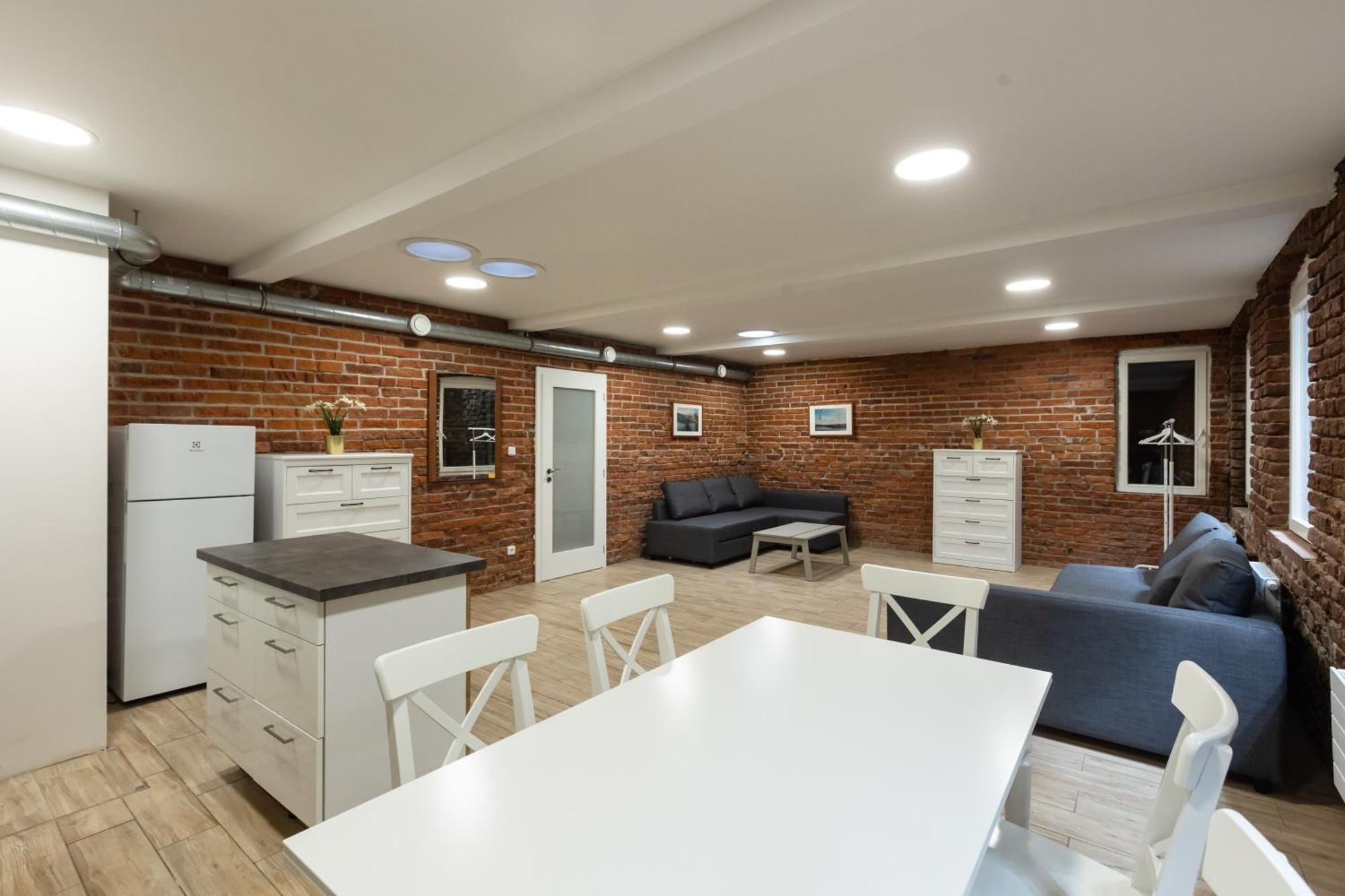 Spacious Apartment In Quiet Courtyard Near Charles Bridge Praha Exteriér fotografie